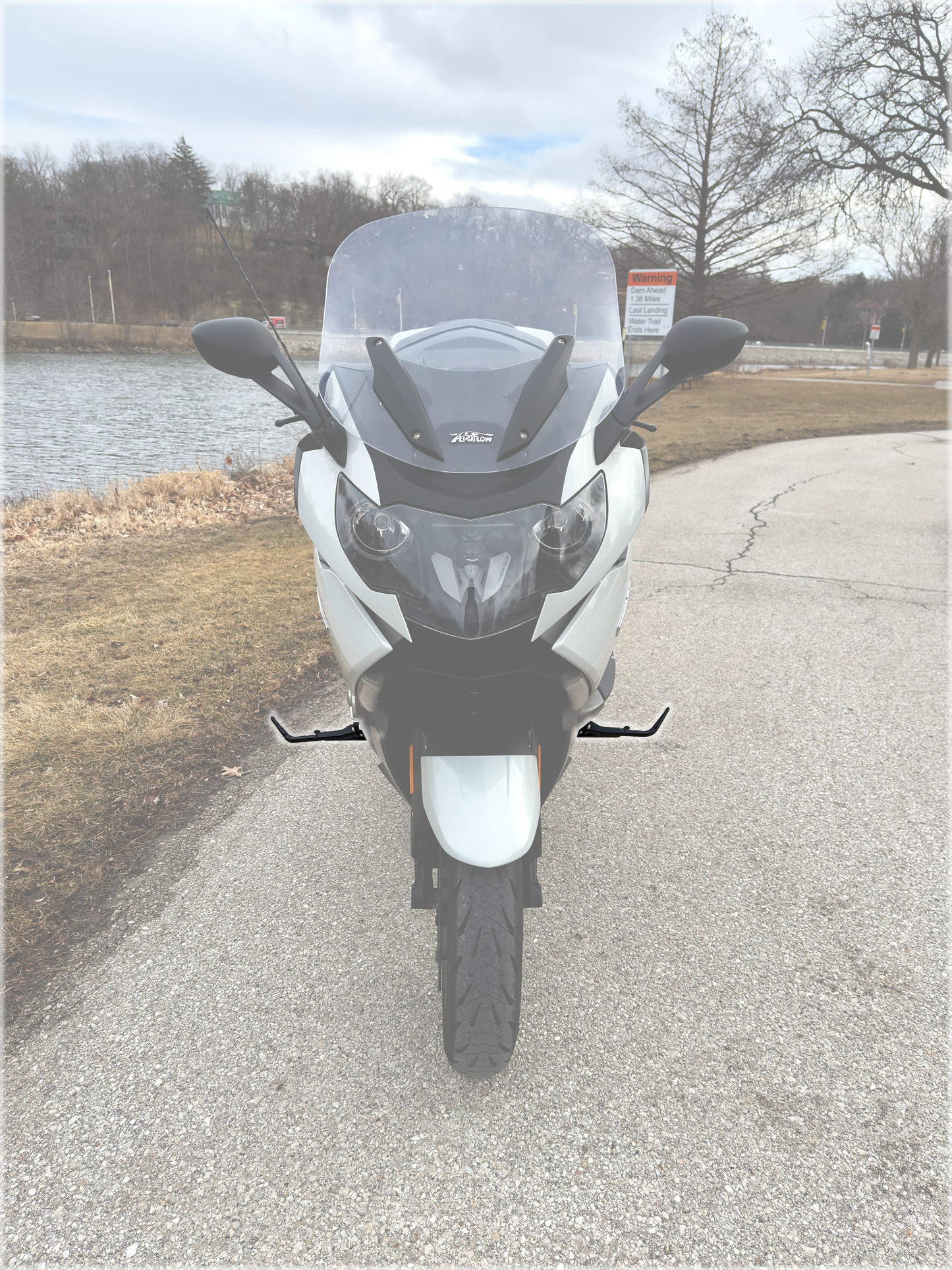 Innovative footrest solution with highway pegs for BMW K1600GT – combining style and function.