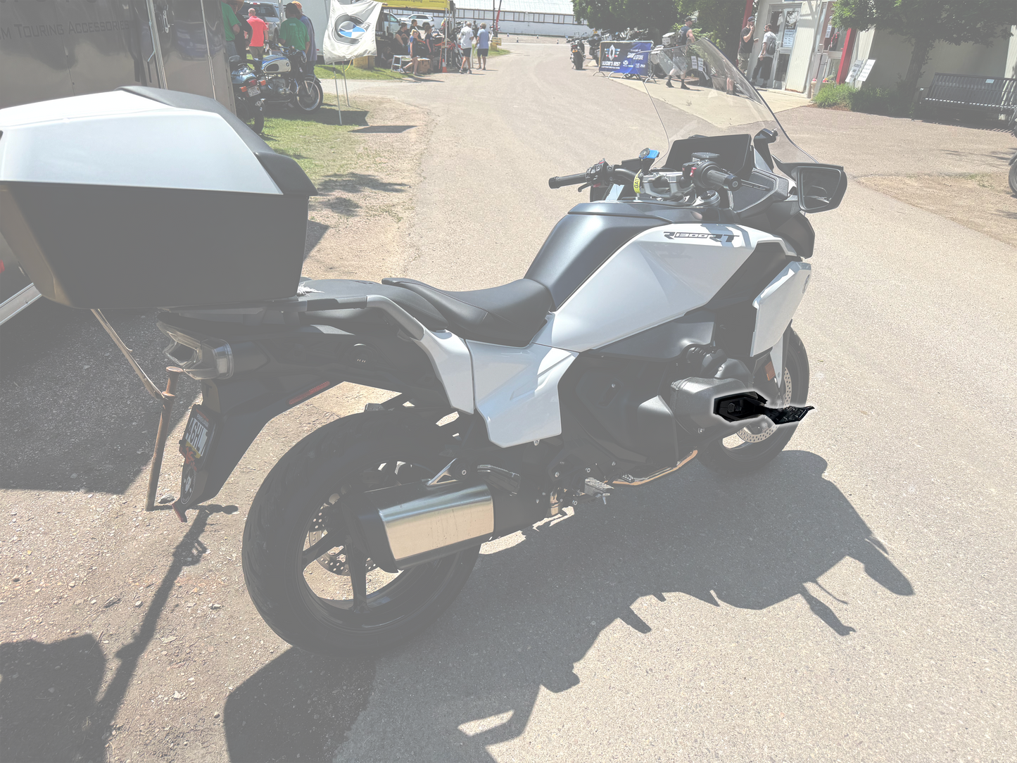 R1300 Highway Pegs