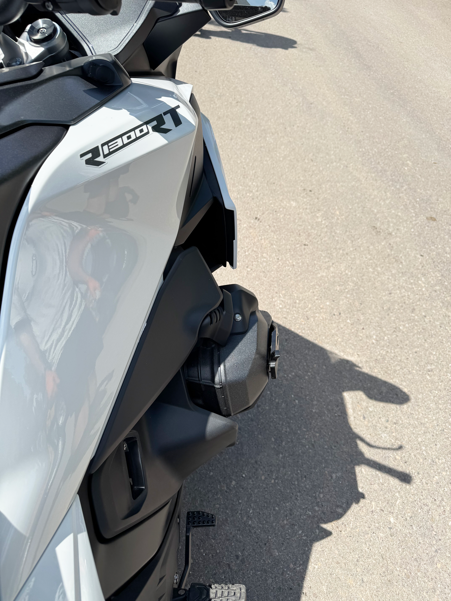 R1300 Highway Pegs